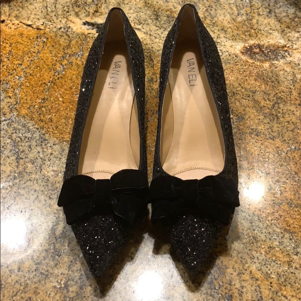 NEW VANELi Dress Heel!